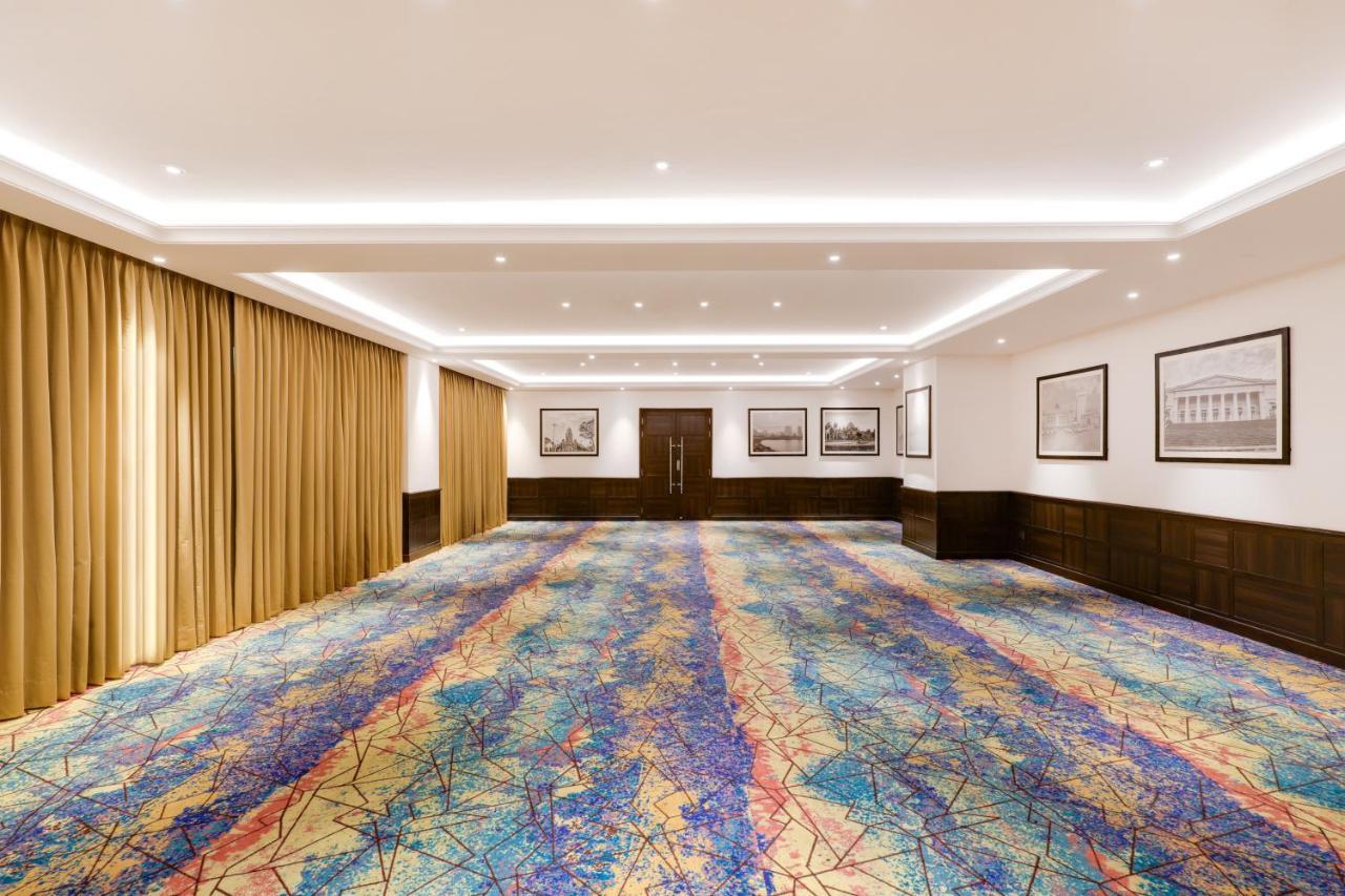 เลมอนทรี พรีเมียร์ มุมไบ อินเตอร์เนชั่นแนลแอร์พอร์ต Hotel ภายนอก รูปภาพ