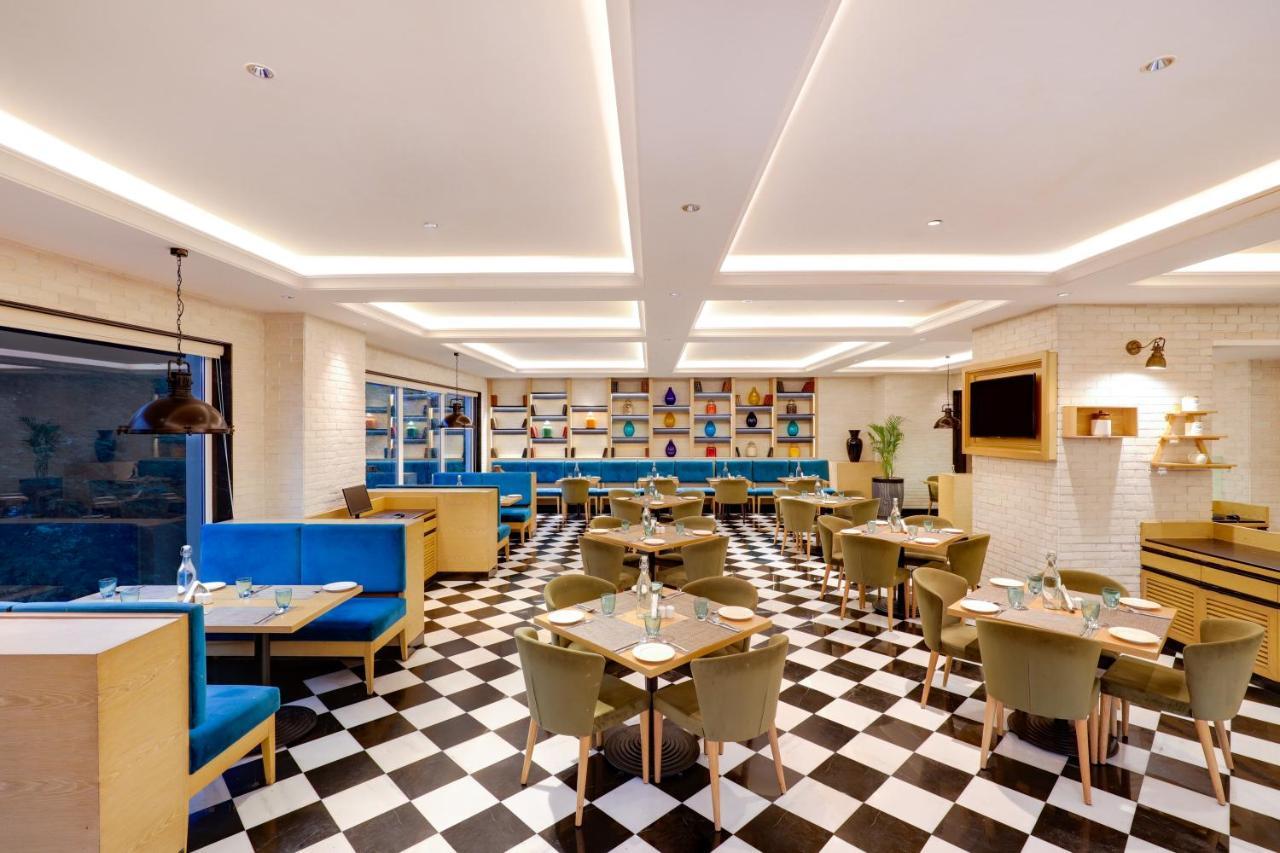 เลมอนทรี พรีเมียร์ มุมไบ อินเตอร์เนชั่นแนลแอร์พอร์ต Hotel ภายนอก รูปภาพ